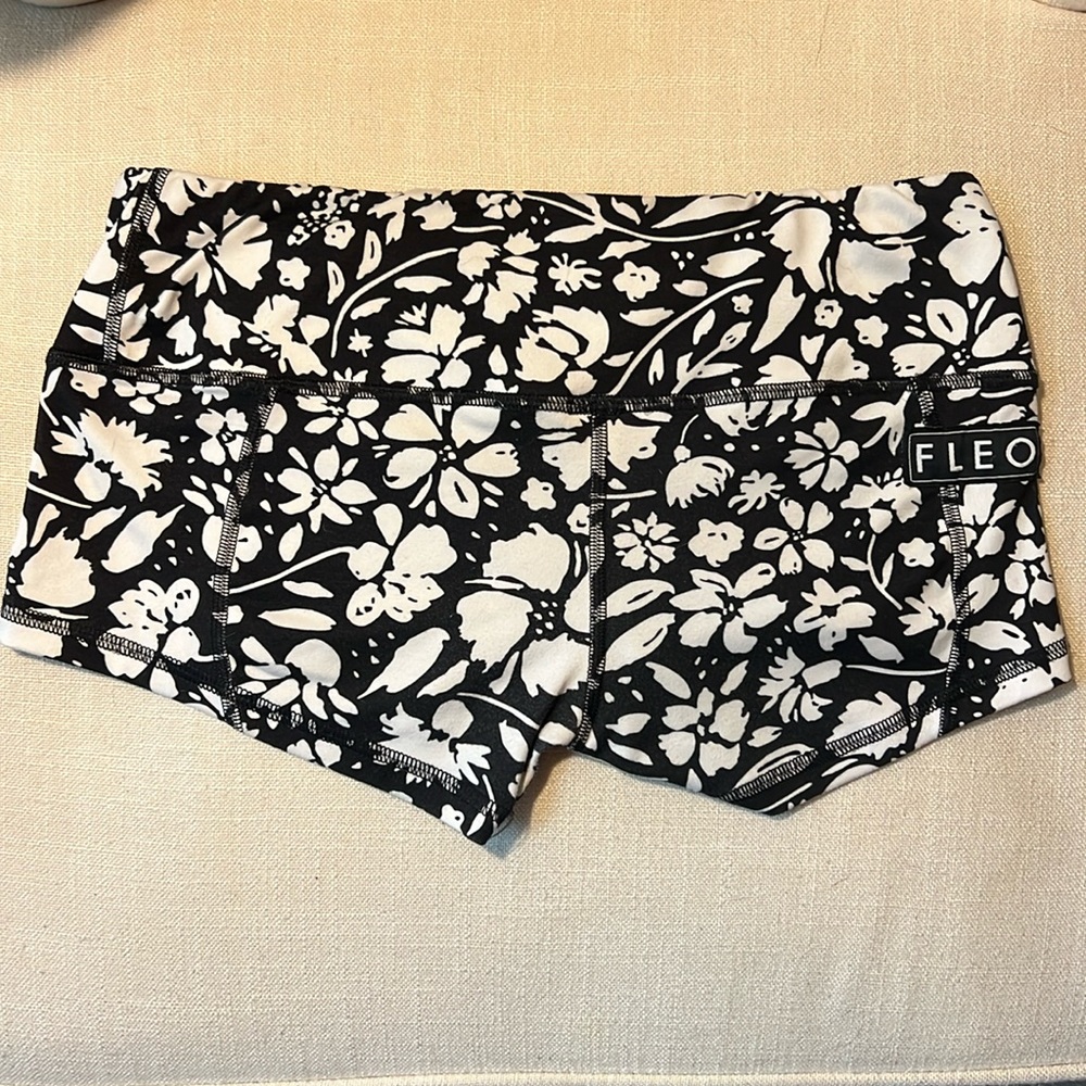 Fleo Floral CrossFit Shorts 2.5”